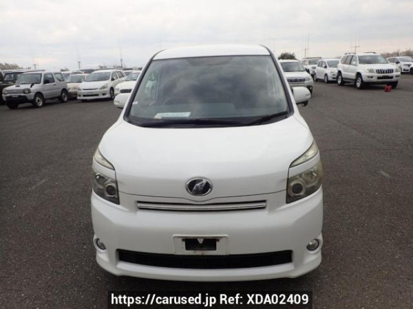 Used 2009 AT toyota voxy ZRR70G Image[1]