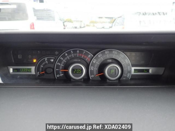 Used 2009 AT toyota voxy ZRR70G Image[18]