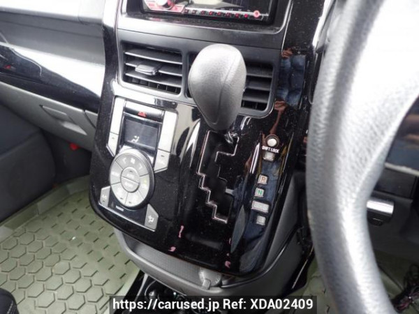 Used 2009 AT toyota voxy ZRR70G Image[21]
