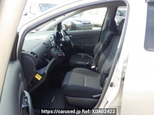 Used 2004 AT toyota wish ZNE10G Image[12]