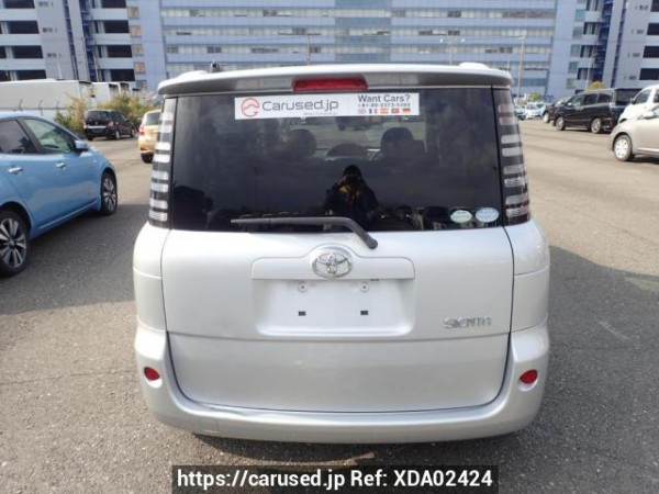Used 2004 AT toyota sienta NCP81G Image[4]
