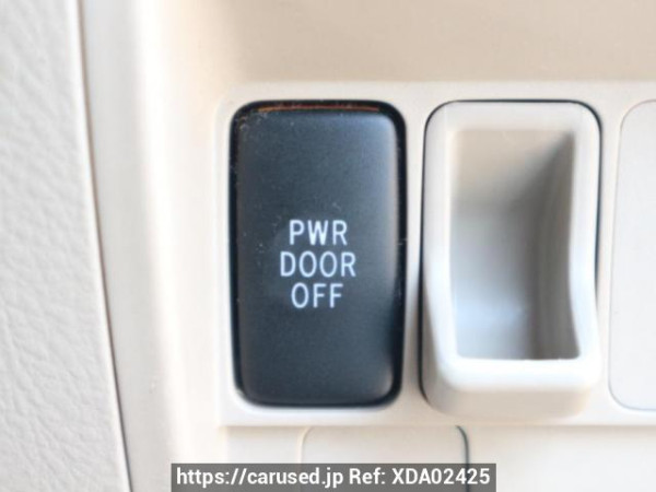 Used 2006 AT toyota raum NCZ20 Image[21]