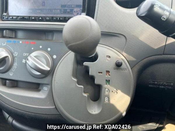 Used 2004 AT toyota sienta NCP81G Image[27]