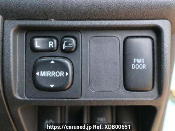 Used 2005 AT toyota sienta NCP81G Image[24]