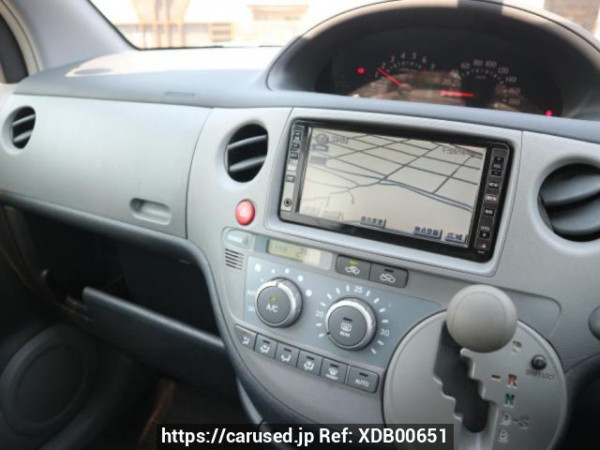 Used 2005 AT toyota sienta NCP81G Image[27]