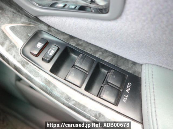 Used 2004 AT toyota crown GRS180 Image[17]