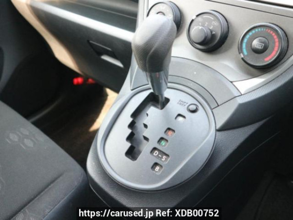 Used 2012 AT toyota ractis NSP120 Image[30]