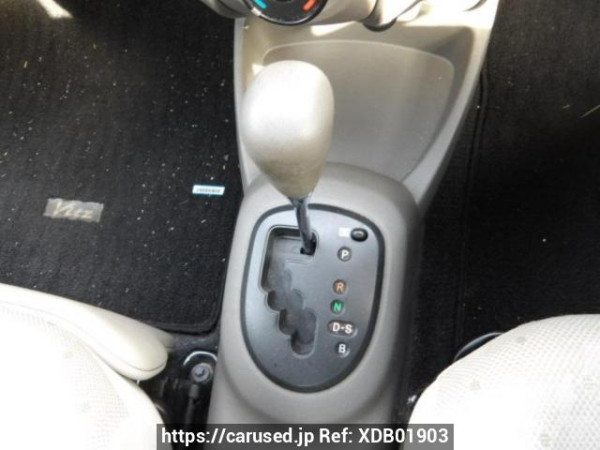 Used 2010 AT toyota vitz KSP90 Image[17]