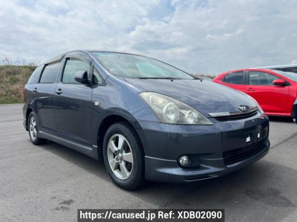 Used 2005 AT toyota wish ZNE10G Image[0]