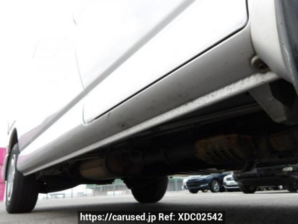 Used 2000 AT toyota regius-wagon RCH41W Image[27]
