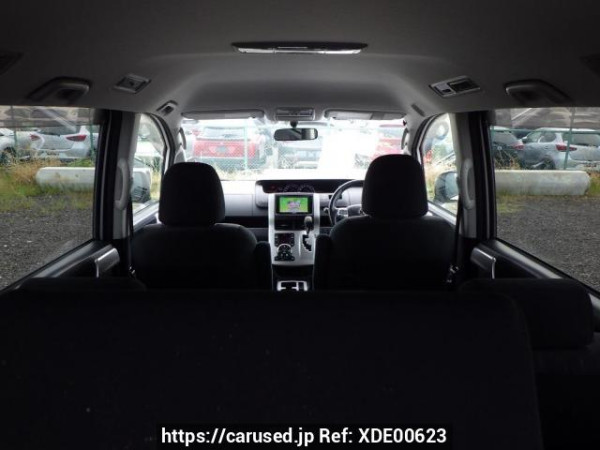 Used 2010 AT toyota noah ZRR70W Image[11]
