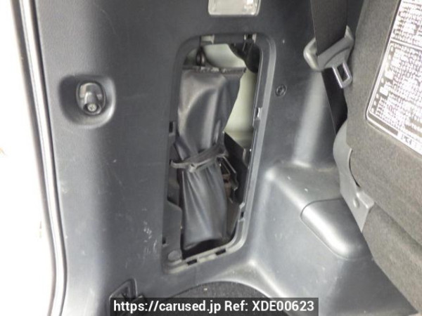 Used 2010 AT toyota noah ZRR70W Image[52]