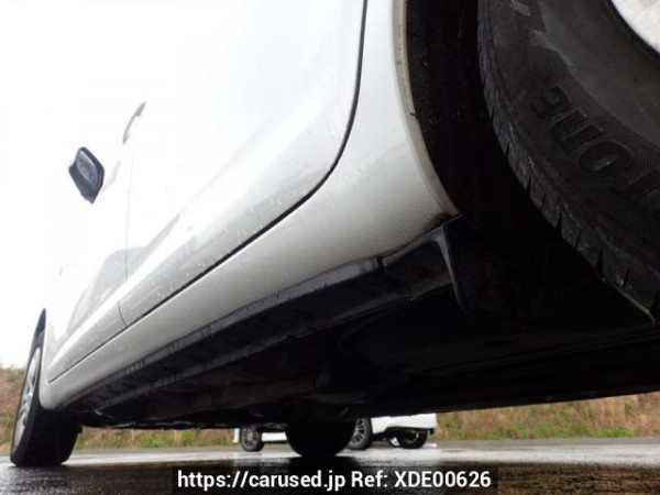 Used 2004 AT toyota wish ZNE10G Image[32]