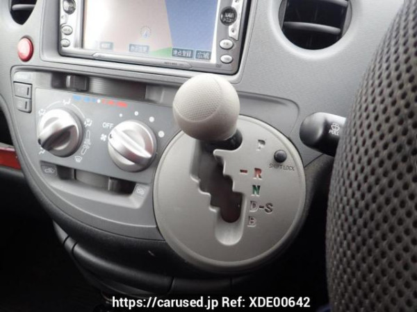 Used 2003 AT toyota sienta NCP81G Image[21]