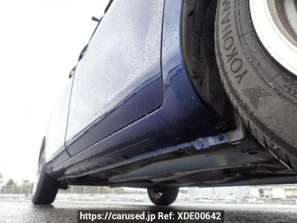 Used 2003 AT toyota sienta NCP81G Image[36]