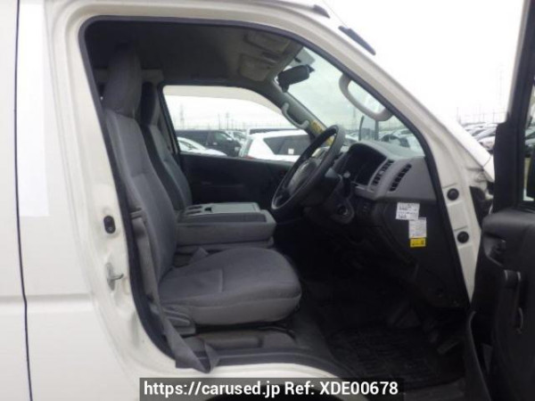 Used 2008 AT toyota regiusace-van TRH200K Image[11]
