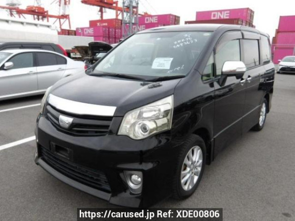 Used2012 AT Toyota Noah ZRR70WImage[2]