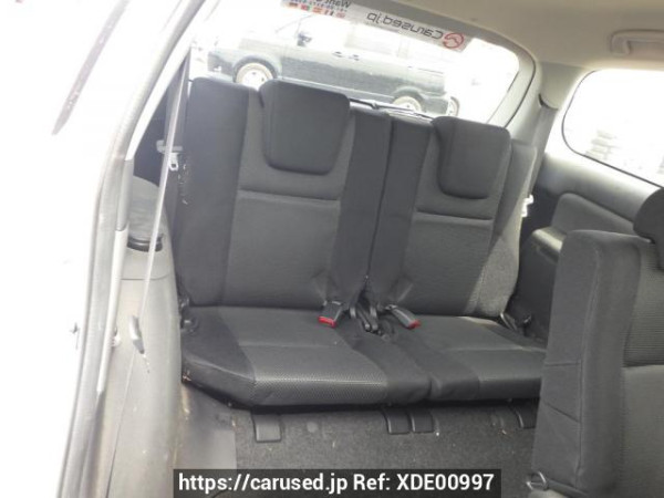 Used 2004 AT toyota wish ZNE10G Image[27]