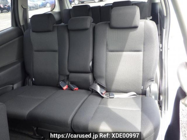 Used 2004 AT toyota wish ZNE10G Image[30]