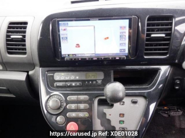 Used 2004 AT toyota wish ZNE10G Image[21]