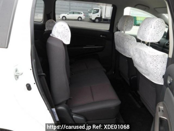 Used 2004 AT toyota wish ZNE10G Image[11]