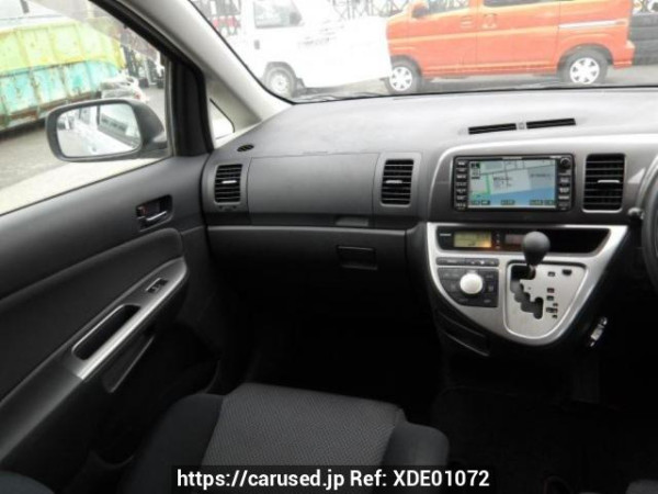 Used 2005 AT toyota wish ZNE10G Image[15]