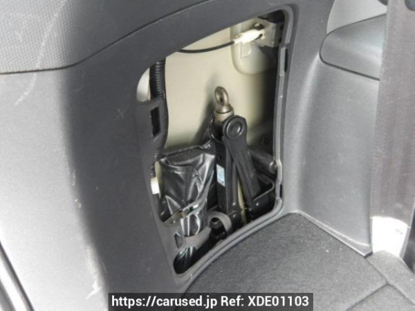Used 2004 AT toyota wish ZNE10G Image[39]