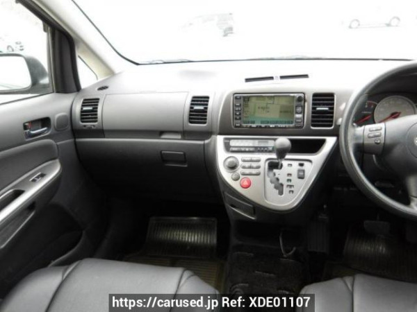 Used 2004 AT toyota wish ANE10G Image[15]