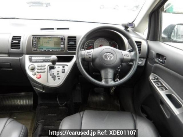 Used 2004 AT toyota wish ANE10G Image[16]