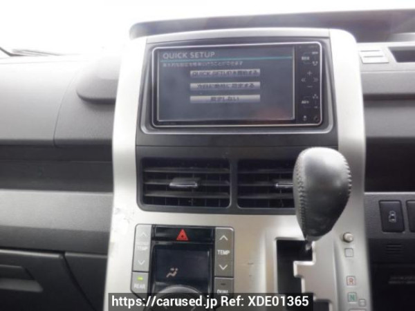 Used 2010 AT toyota voxy ZRR70W Image[21]