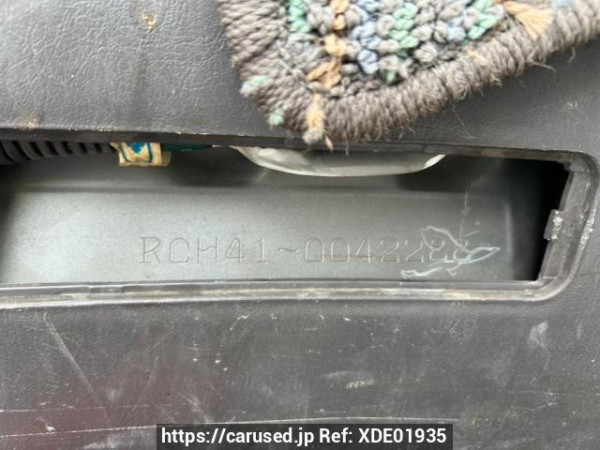 Used 2000 AT toyota regius-wagon RCH41W Image[11]
