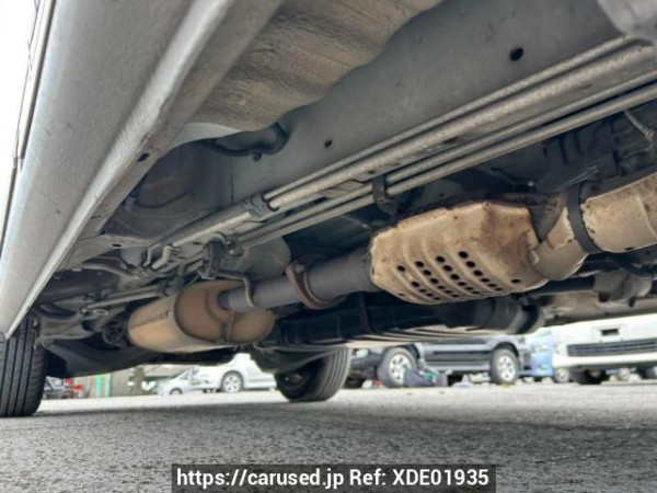 Used 2000 AT toyota regius-wagon RCH41W Image[35]