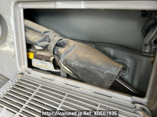 Used 2000 AT toyota regius-wagon RCH41W Image[43]