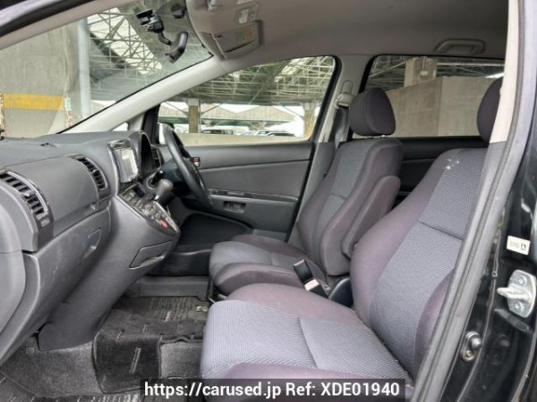 Used 2004 AT toyota wish ZNE10G Image[14]