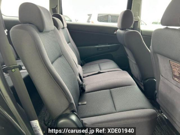 Used 2004 AT toyota wish ZNE10G Image[15]