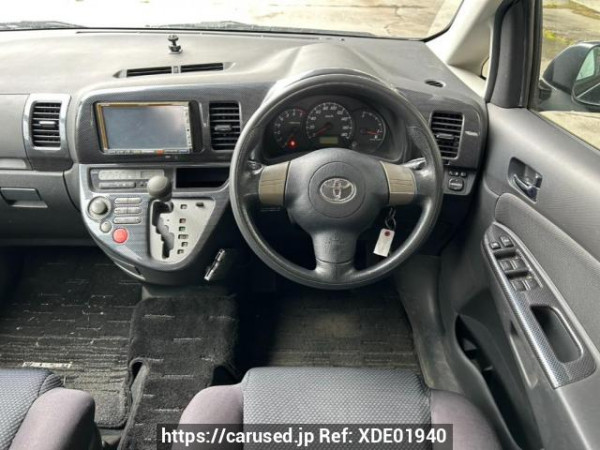 Used 2004 AT toyota wish ZNE10G Image[21]