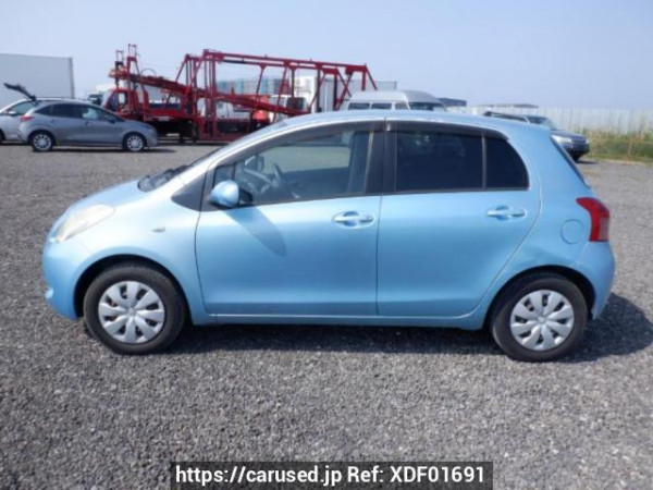 Used2006 AT Toyota Vitz SCP90Image[3]
