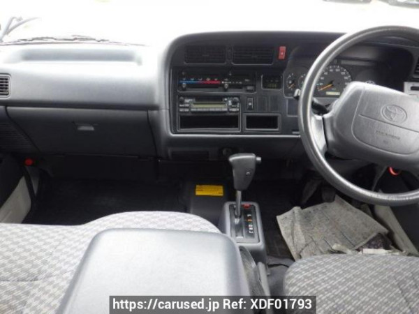 Used 2002 AT toyota regiusace-van RZH102V Image[15]