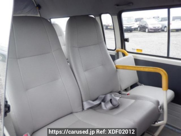 Used 2003 AT toyota regiusace-commuter RZH125B Image[15]