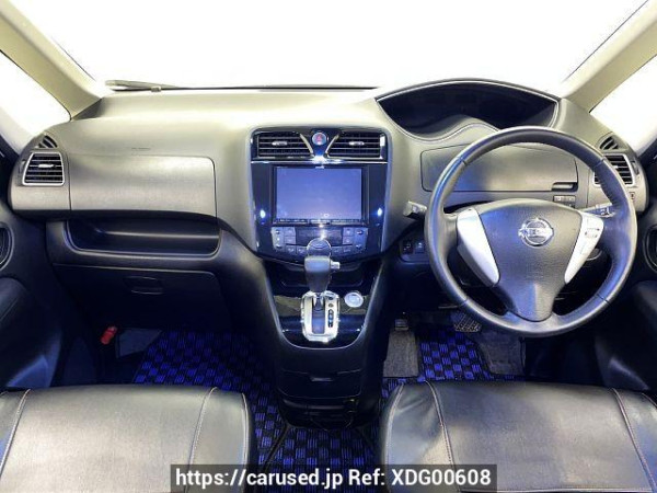 Used 2014 CVT nissan serena DAA-HFC26 Image[1]