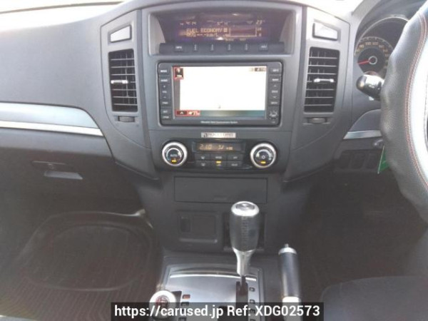 Used 2006 AT mitsubishi pajero V93W Image[23]
