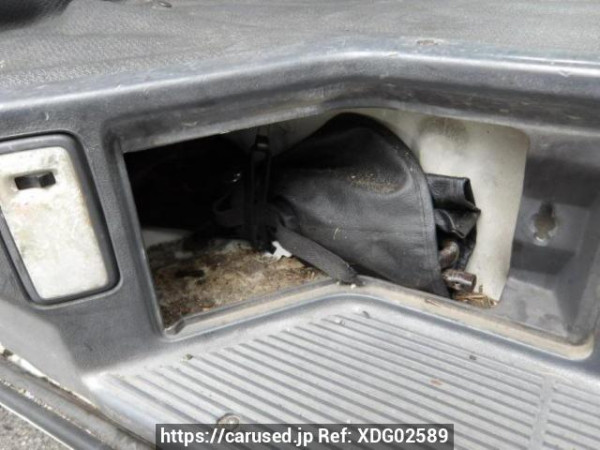 Used 2000 AT toyota hiace-van RZH111G Image[36]