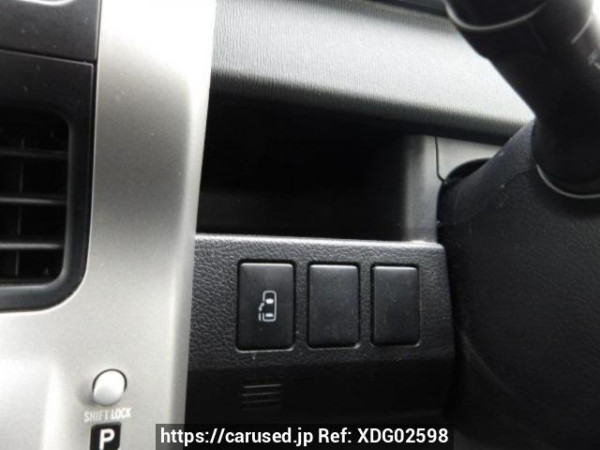 Used 2012 AT toyota noah ZRR70W Image[21]