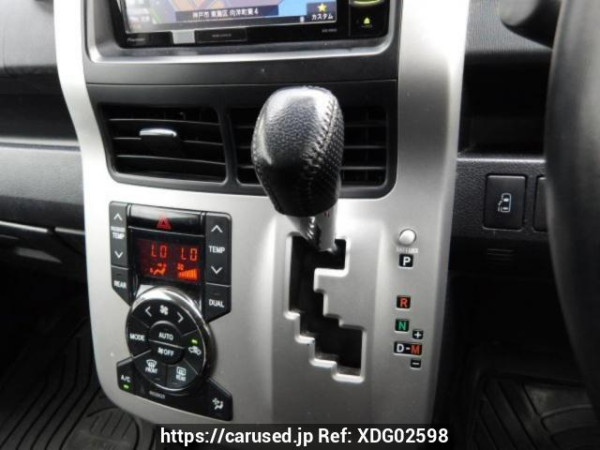 Used 2012 AT toyota noah ZRR70W Image[25]