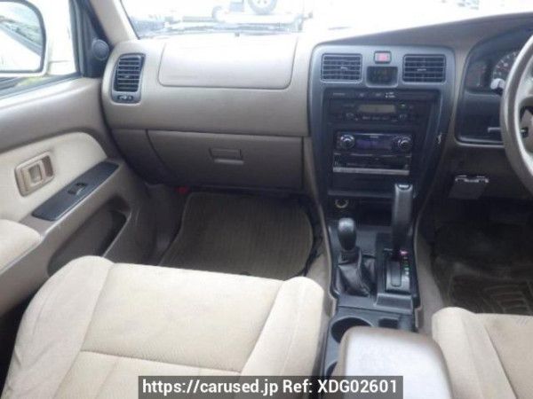 Used 2002 AT toyota hilux-surf RZN185W Image[16]