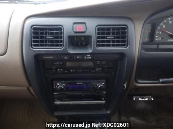Used 2002 AT toyota hilux-surf RZN185W Image[20]