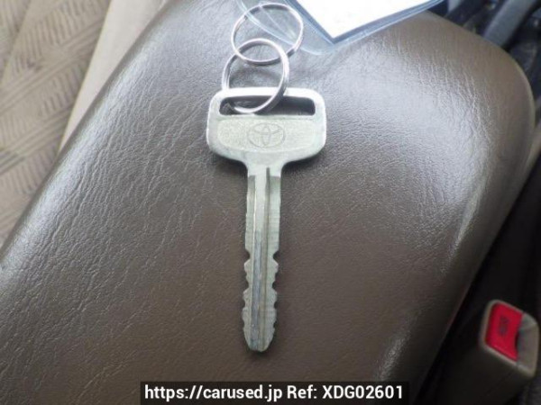 Used 2002 AT toyota hilux-surf RZN185W Image[23]