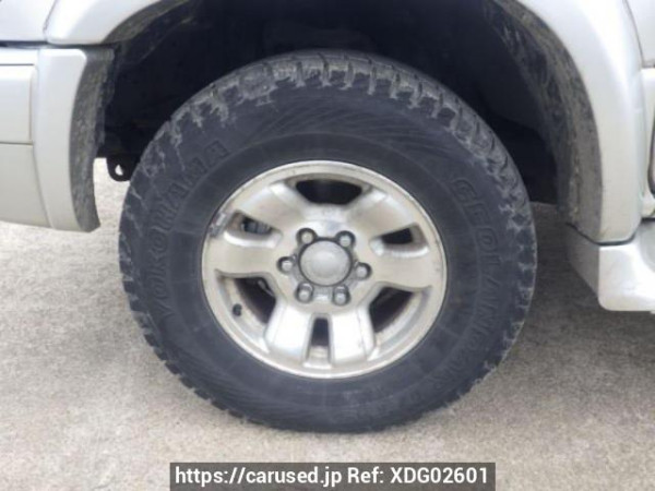 Used 2002 AT toyota hilux-surf RZN185W Image[24]