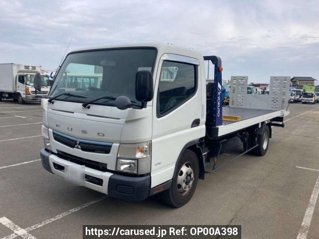 Mitsubishi Fuso Canter 2018 from Japan