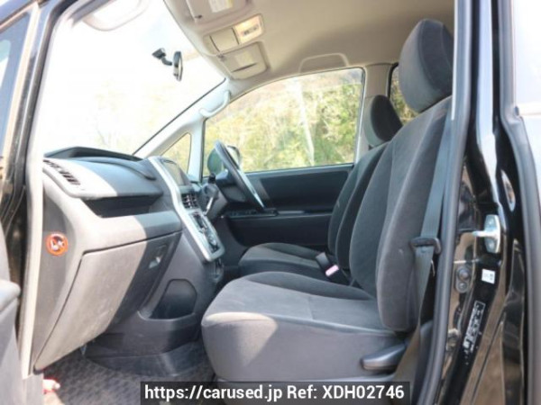 Used 2010 AT toyota noah ZRR70G Image[14]